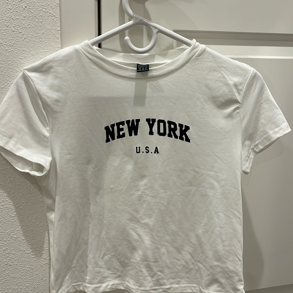 Women’s white New York USA shirt size medium from Shein